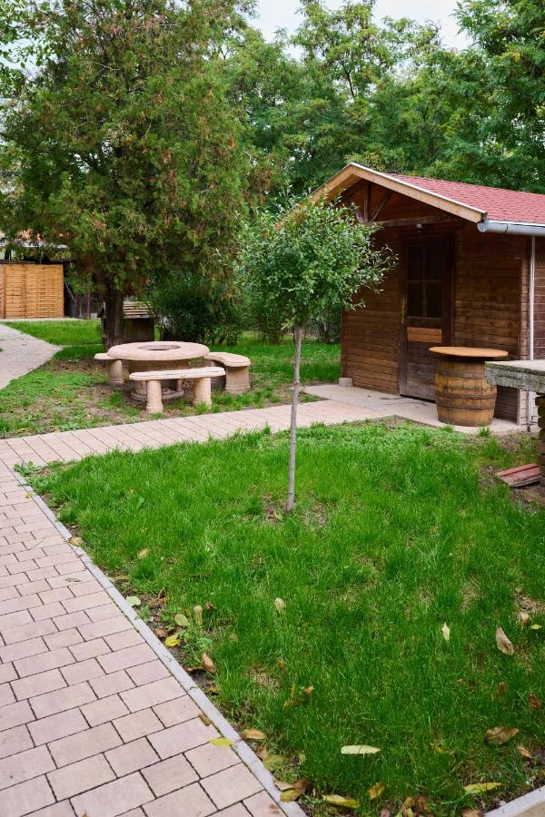 Koelcsey Vendeghaz Apartment Hódmezővásárhely Екстериор снимка